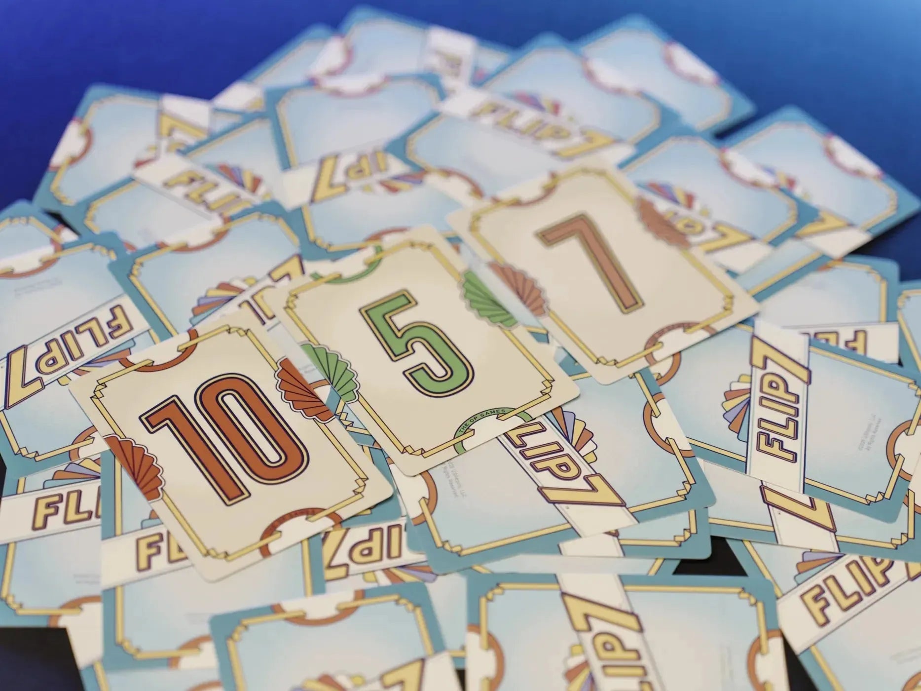 „Flip 7“ — kāršu spēle, kurā katrs lēmums ir svarīgs. Vai apstāsies laikus?-Brain Games LV