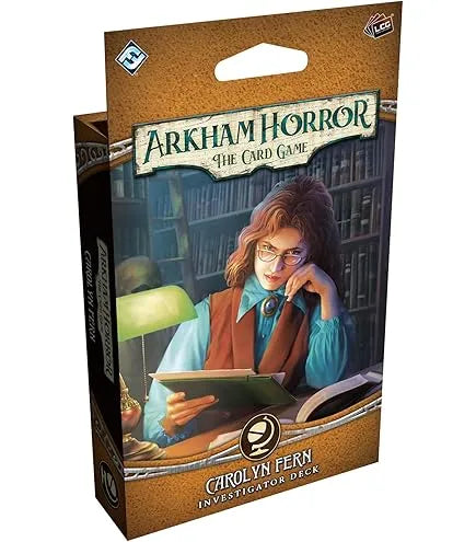 Arkham Horror kāršu spēles papildinājums ar Kerolinu Fērnu, attēlotu bibliotēkā uz brūna kartona iepakojuma fona.