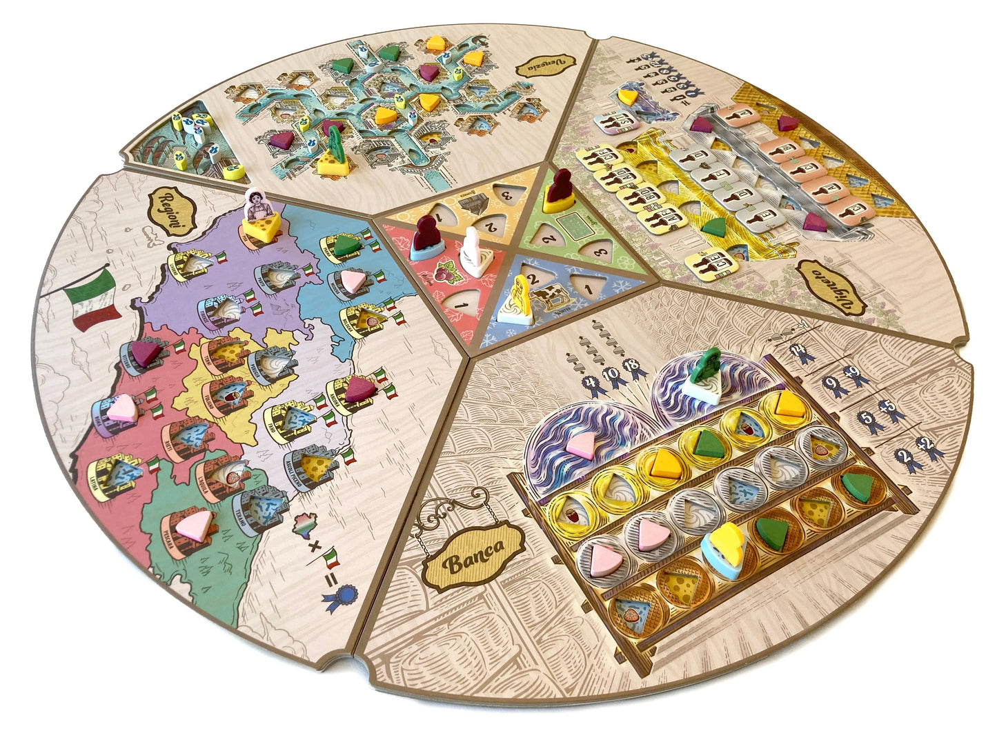 Formaggio galda spēles apaļais laukums ar krāsainiem siera gabaliņu žetoniem, strādnieku figūriņām un detalizētām ilustrācijām.