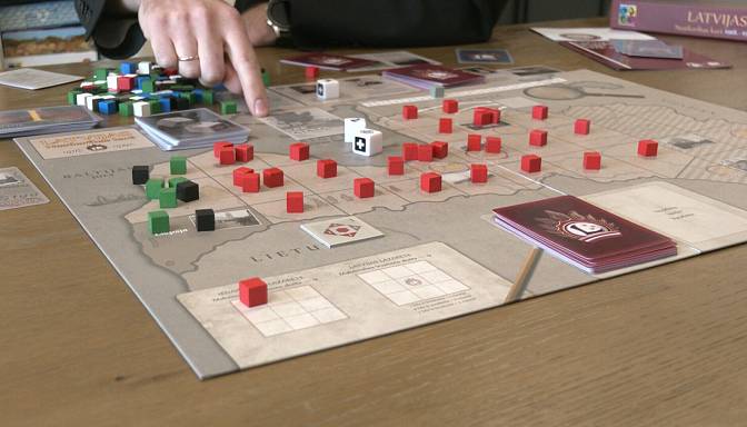 Izveidota galda spēle par Latvijas Neatkarības karu