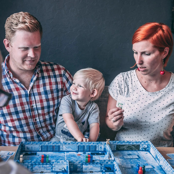Kas veikalam plauktiņā? Spēles bērniem!-Brain Games LV