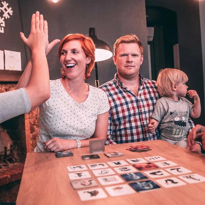 Kas veikalam plauktiņā? Spēles ģimenēm!-Brain Games LV