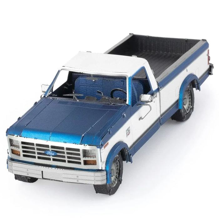Brain Games LV Mēroga modelis 1982 Ford F-150, metāla konstruktors