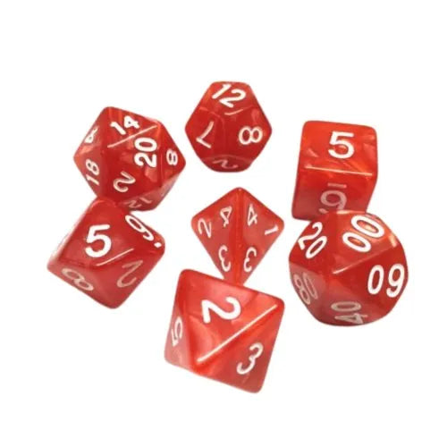 Pērļu sarkans 7 metamkauliņu komplekts galda spēlēm ar baltiem cipariem, ietverot D4, D6, D8, D10, D12 un D20.