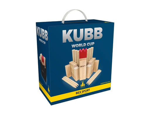 Bex Kubb World Cup sacensību komplekts zilā kastē ar koka ķegļiem, metamajiem kociņiem un sarkanu karali.