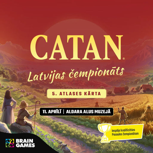 CATAN Latvijas čempionāta 5. atlases kārtas plakāts ar spēles laukuma ilustrāciju, zeltainu saulrietu un uzvarētāja kausa ikonu.