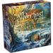 Everdell Silverfrost Essentials Edition galda spēles kaste ar ziemīgu ilustrāciju un mazu dzīvnieciņu ar lāpu sniegā.