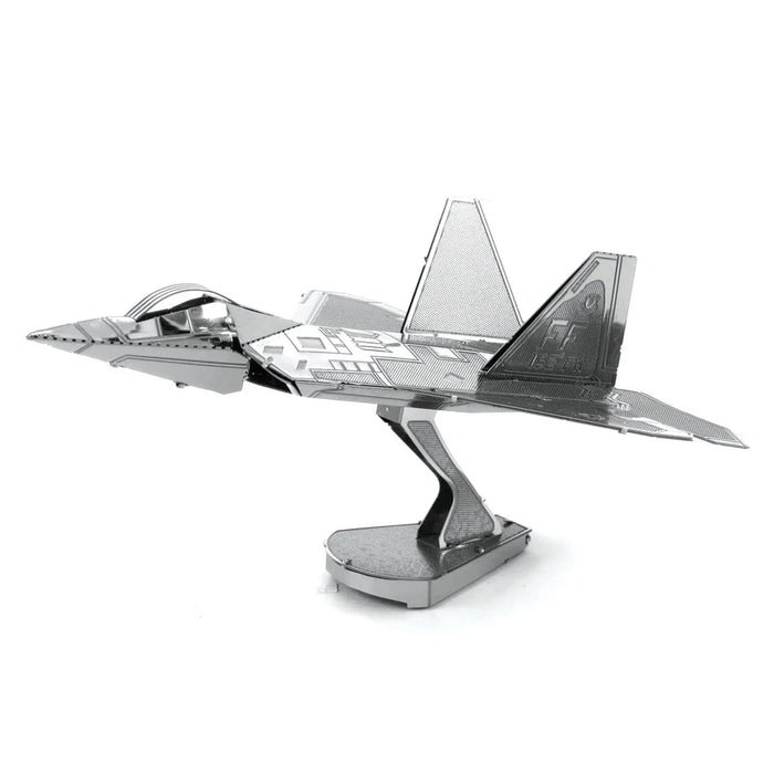 n/a Mēroga modelis F-22 Raptor, metāla konstruktors