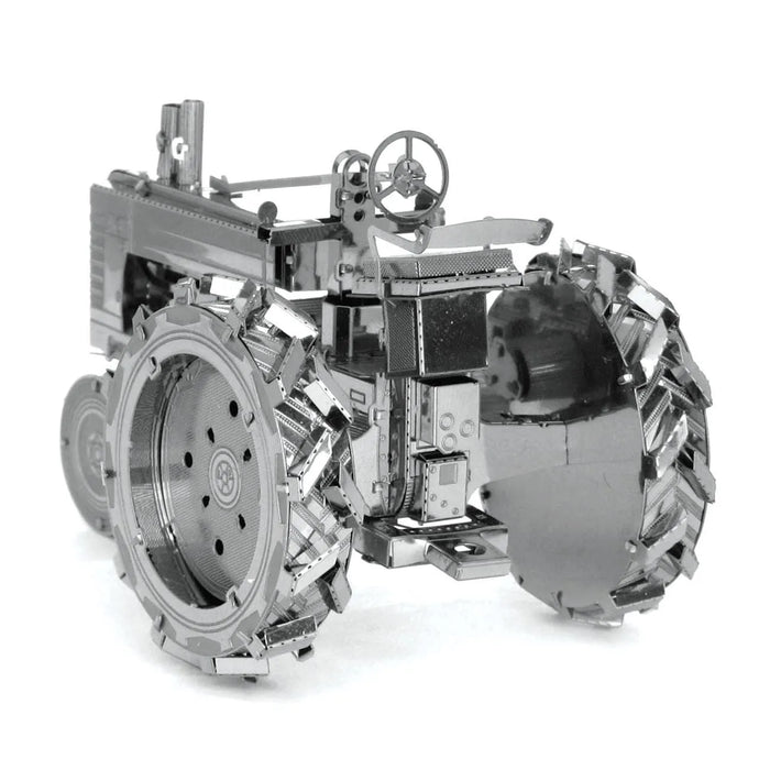 Brain Games LV Mēroga modelis Farm Tractor, metāla konstruktors
