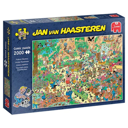Jumbo Jan van Haasteren 2000 gabalu puzle ar krāsainu, detalizētu komiksu stila ilustrāciju par tauriņiem un dabu.