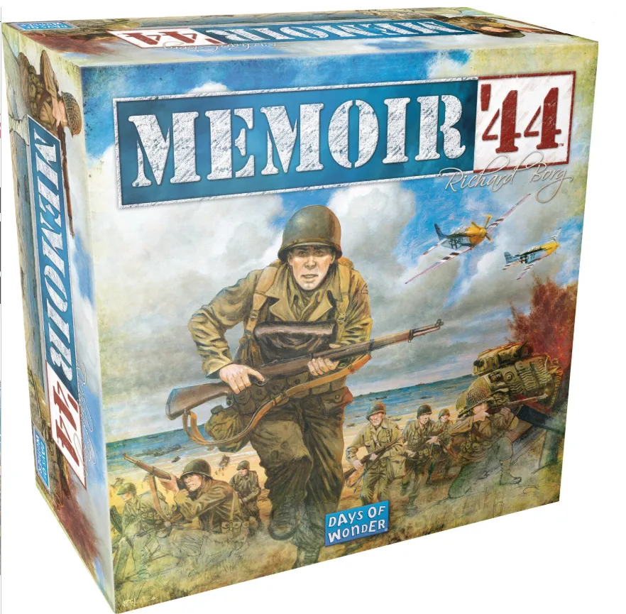 Memoir '44 galda spēles kaste ar Otrā pasaules kara karavīru ilustrāciju un lidmašīnām uz zila debesu fona.