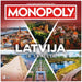 Galda spēle Monopoly Latvija ir skaista ar krāsainiem Latvijas dabas un arhitektūras skatiem uz kvadrātveida kastes vāka.