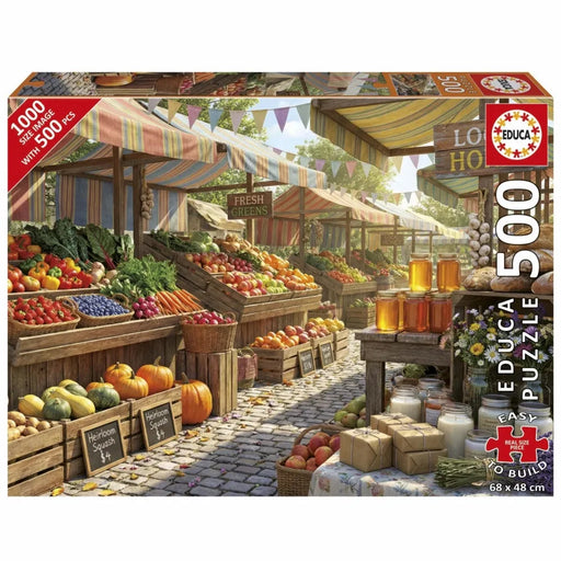 Krāsains 500 detaļu Educa puzles komplekts ar saulainu tirgus ainu, koka kastēm, dārzeņiem un stikla burkām 68x48 cm izmērā.