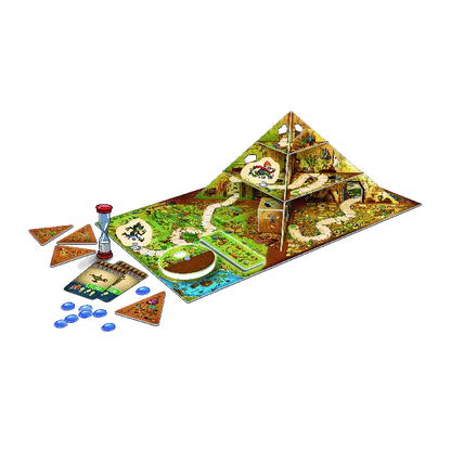 Spy Guy Pyramid galda spēle ar 3D piramīdas laukumu, smilšu pulksteni, kartītēm un ziliem žetoniem uz balta fona.