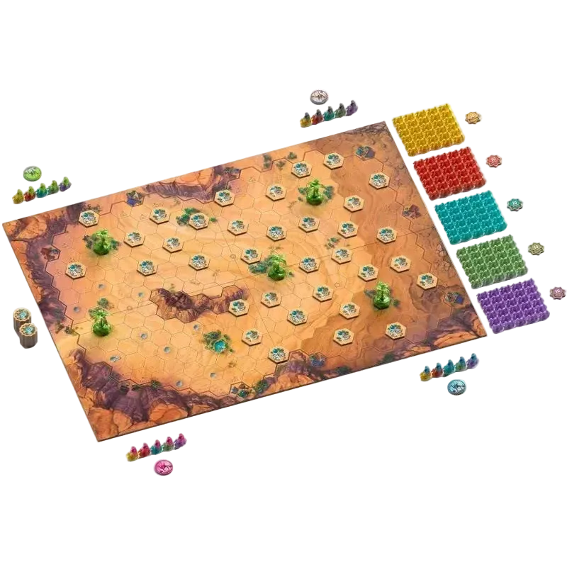 Galda spēle Through the Desert ar heksagonālu tuksneša spēles laukumu, krāsainām kamieļu figūriņām un oāžu žetoniem.