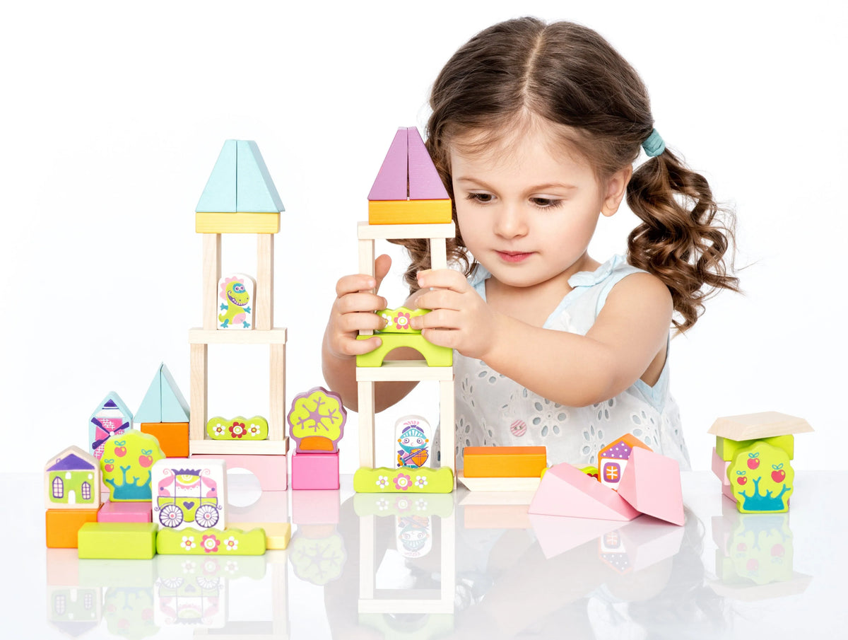 n/a Wooden blocks construction kit "Town for girls" / Konstruktors Pilsēta meitenēm