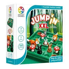 SmartGames Jump In' XXL loģikas spēle ar zaķu, lapsu un sēņu figūriņām uz zaļa spēles laukuma 100 izaicinošiem uzdevumiem.