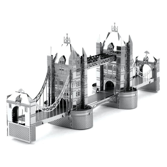 London Tower Bridge, metāla konstruktors